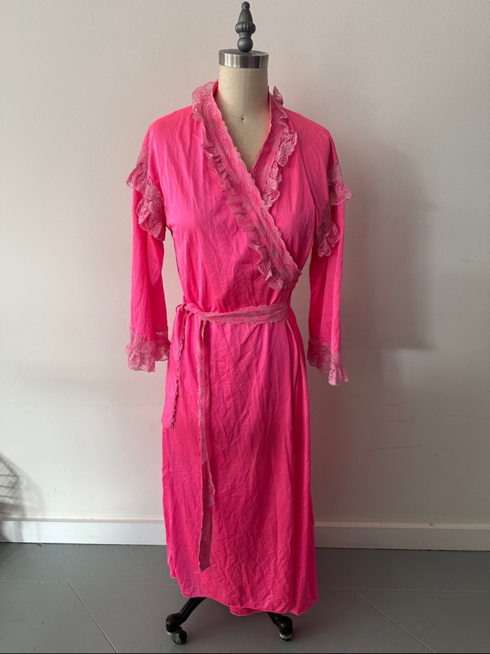 Vintage Hot Pink Lace-Trim Robe - Women’s Intimates